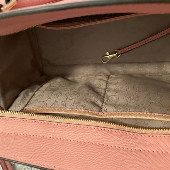 Michael Kors Handbag - Picture 7 of 12